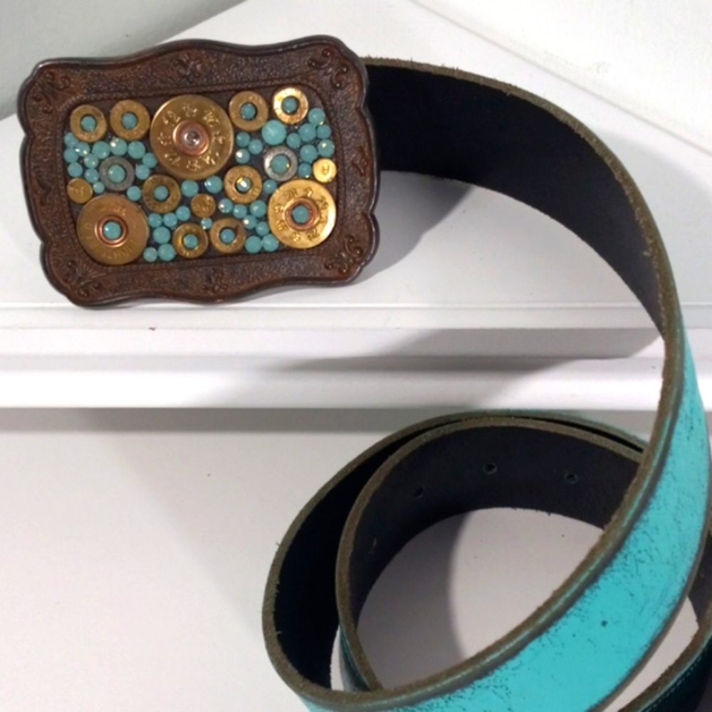 PRETTY HUNTER Teal Ammo Belt